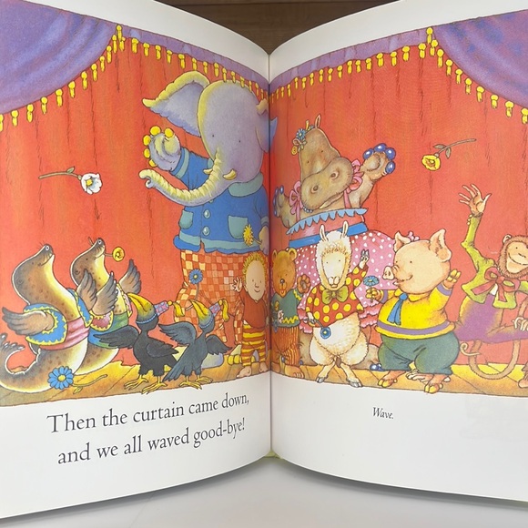 Fun & Games, Shake Rattle Roll - Picture 6 of 7